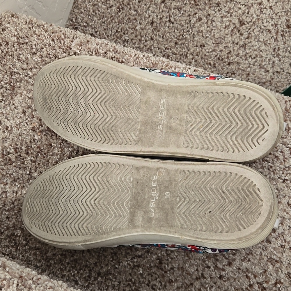 J/Slides White Athletic Shoes for Women - Picture 6 of 10